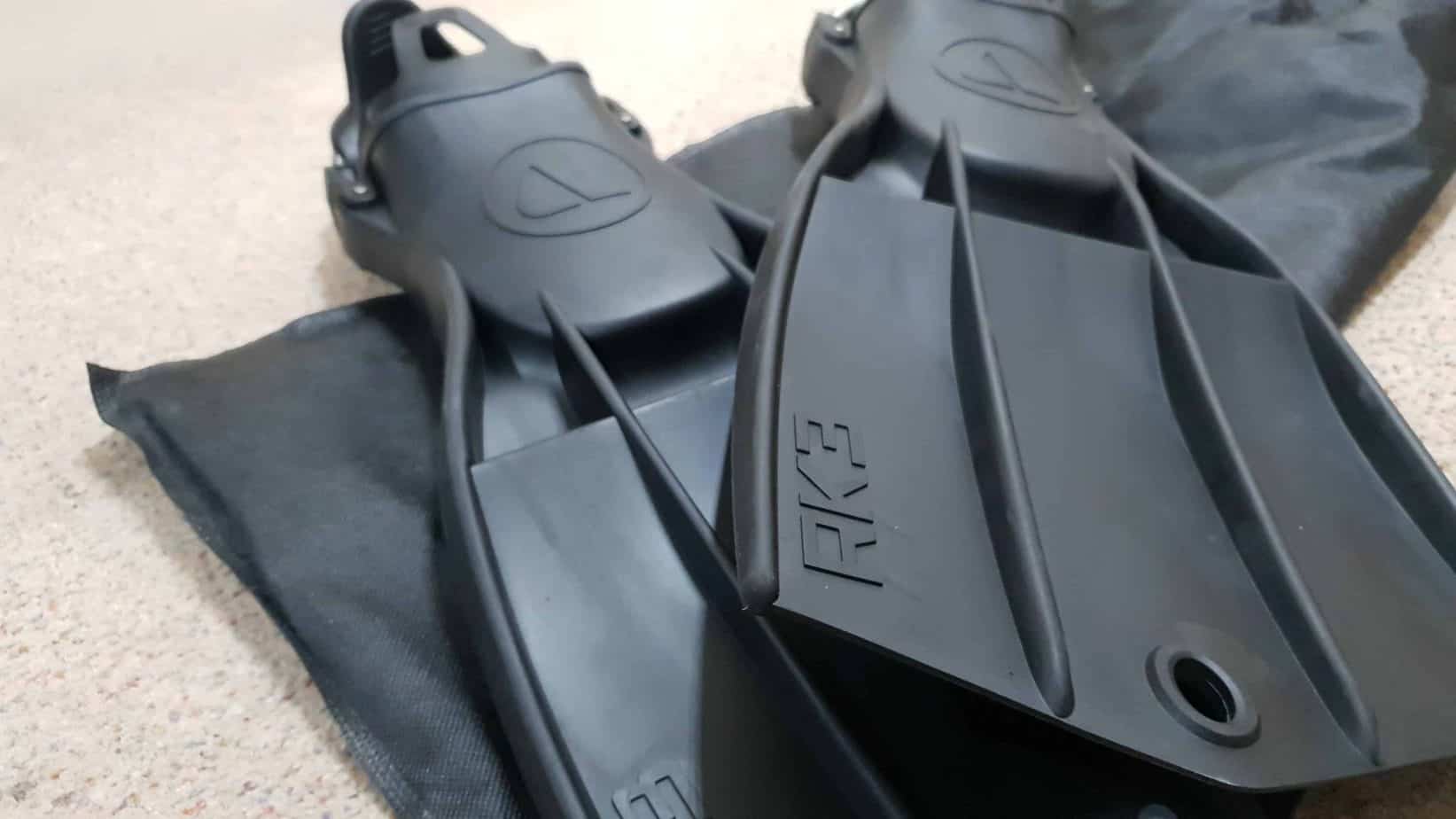 Apeks RK3 Fins Review & Test [A PADI Instructor’s Guide] Katy's (PADI