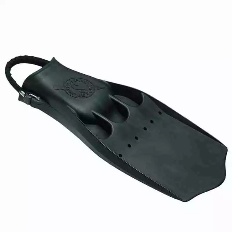 Best Scuba Fins 2024 [A PADI Instructors Review]